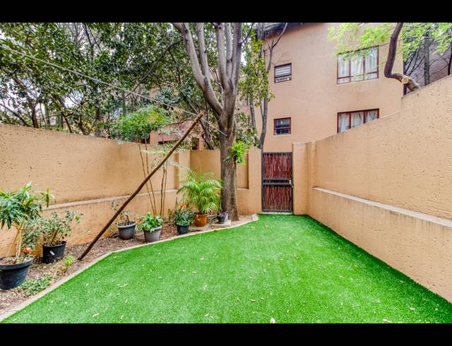1 BEDROOM APARTMENT RENTED IN DOUGLASDALE